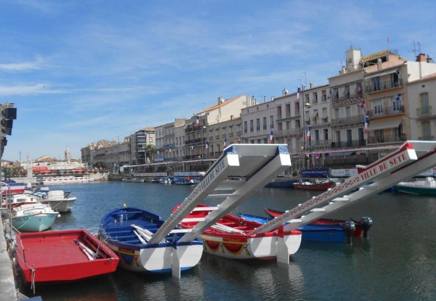 Classe 3 Etoiles Charmant Appartement Cosy Sur Sete Proche De Toutes Commodites, Parking Prive מראה חיצוני תמונה
